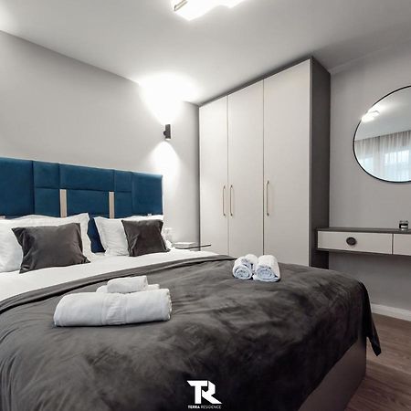 Appartamento Terra Suceava Esterno foto